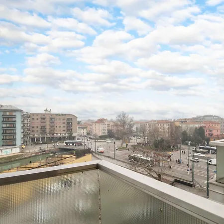 Alojamento de Acomodação e Pequeno-almoço Venice Friends Mestre