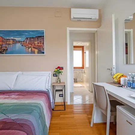 Venice Friends Bed & Breakfast