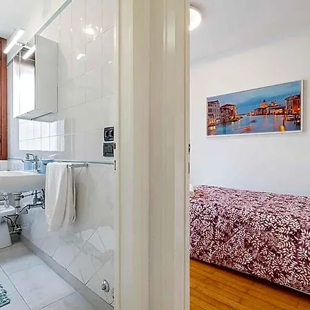 Venice Friends 3*